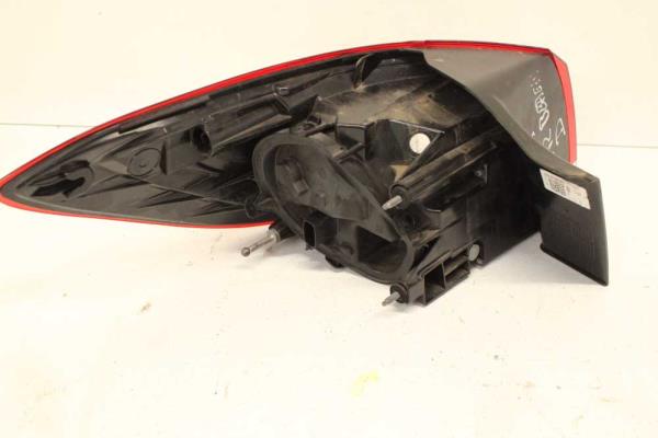 FEU ARRIERE DROIT OPEL ASTRA BREAK 8/2015+ - Vue 2